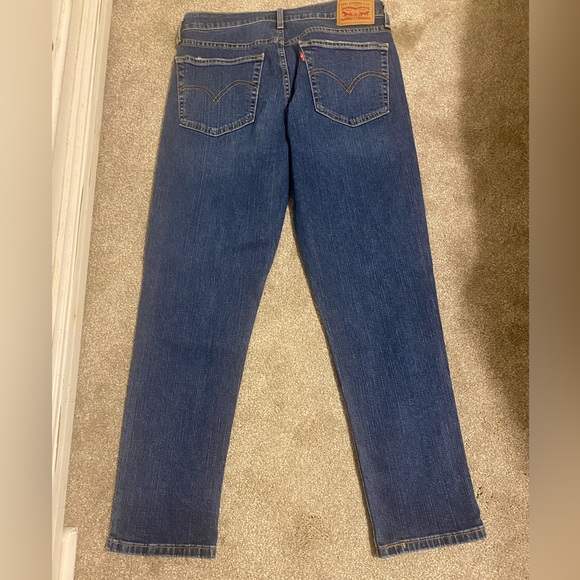 Levi Strauss Boyfriend Women's size 29 EUC - Picture 2 of 4